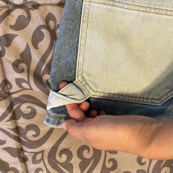 Two-Tone Denim Utility Shorts - Picture 4 of 6